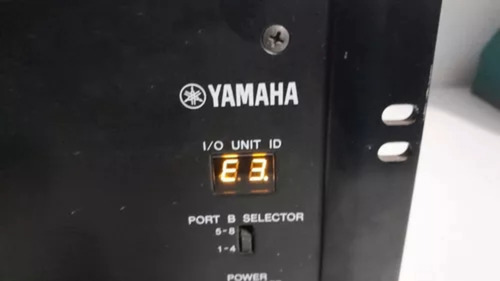 Yamaha Dio8 Digital I/o Box (sem Placas) (c16) (Usado)