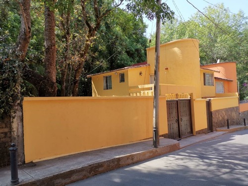 Imagen 2 de 21 de Casa En Venta En Valle De Bravo.