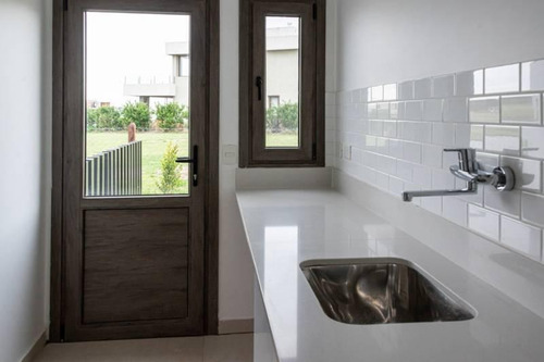 Imagen 28 de 30 de Excelente Casa En Venta En Lagos Del Golf - Nordelta