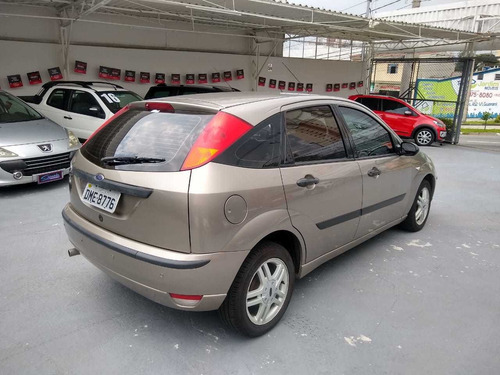 Ford Focus 2.0 Glx 2004/2004 ( Automatico / 127.000km )