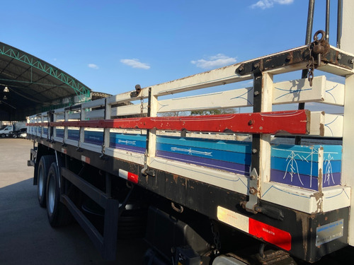 Imagem 4 de 6 de Mb 2426 Truck Carroceria Ano 2019