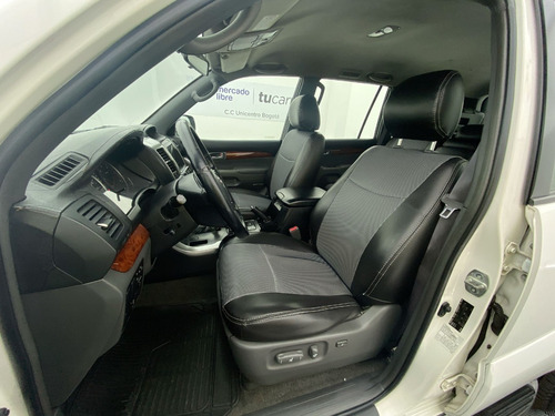 Imagen 16 de 25 de Toyota Land Cruiser Prado 3.0