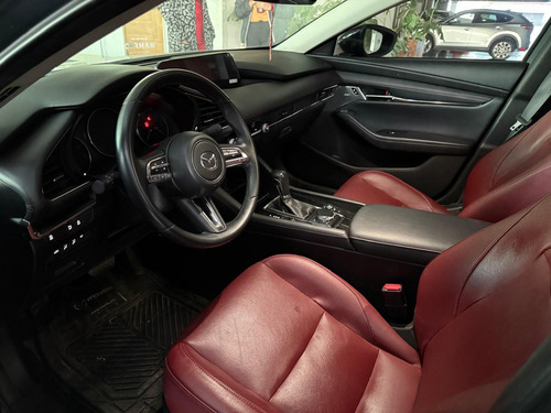 Mazda 3 2023 Signature Credito