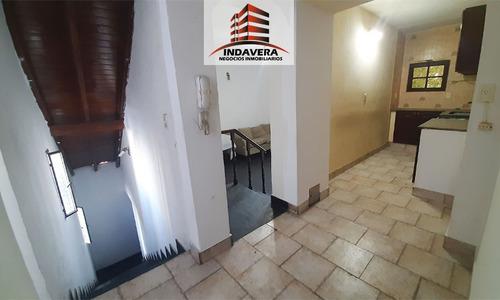 Venta Ph / Casa De 191 M2 Totales 3 Dorm. 2 Baños. Local O Coch. 2 Terrazas. Parrilla. Villa Lynch