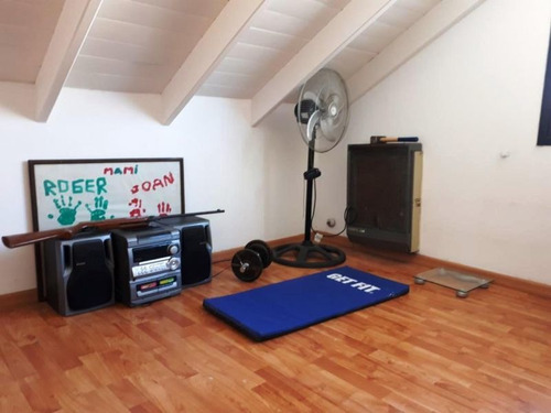 Hermoso Duplex En Esquina - 3 Ambientes 2 Baños Amplios Amb
