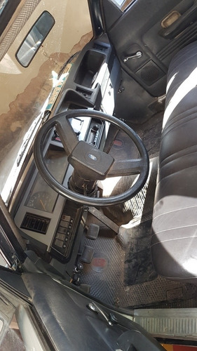Ford Falcon 86
