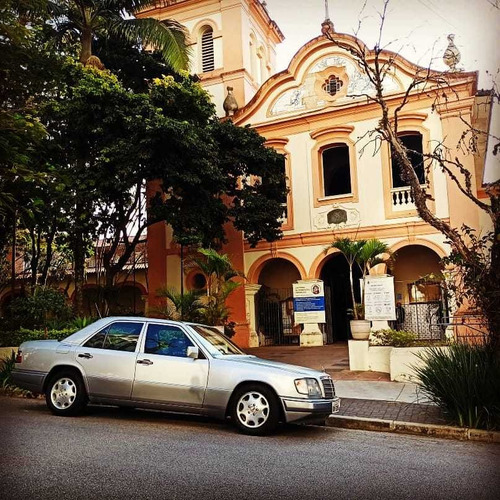 Mercedes-benz E220 W124
