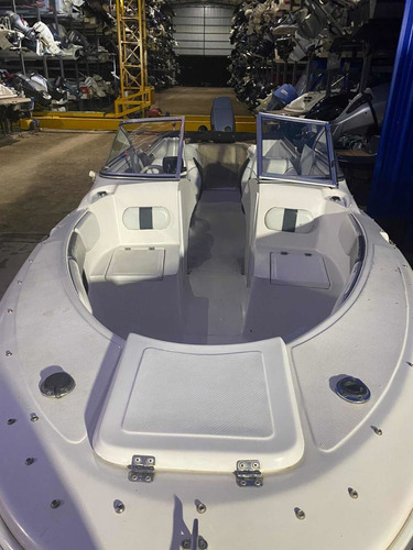 Imagen 9 de 11 de Tracker Albatros 640 Open Sport Yamaha 90hp 2t Titular