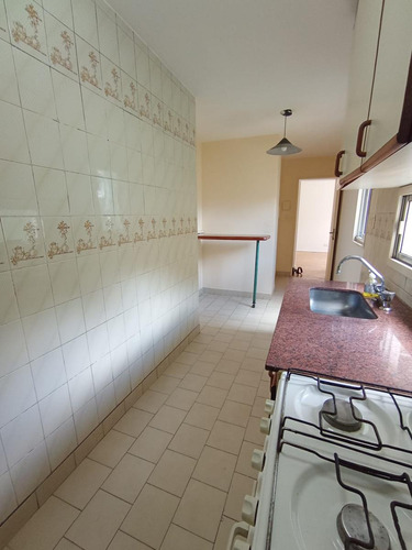 Alquiler De 2 Ambientes C/balcón- Balvanera