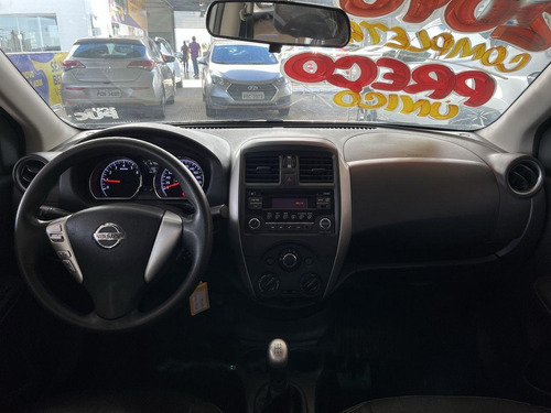 Imagem 8 de 9 de Nissan Versa 1.6 16v Unique (flex)