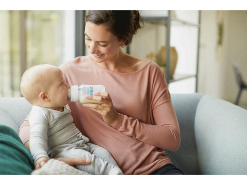 Imagen 9 de 9 de Mamadera Avent Scf813/14 Anticolic Sistema Air Free 260ml