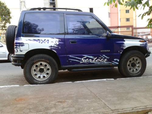 Imagem 3 de 10 de Vitara 1.6/8v - Jlx Metal - 2 Portas - 4 X 4 - 1996/1997