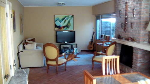 Residencial Femenina Cuidado Ancianos Adulta Mayor