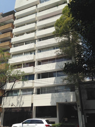 Departamento A La Venta (amueblado) En Polanco (v)
