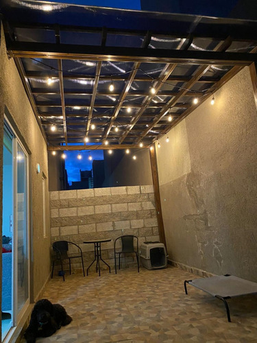 Casa Sola, Amplia ,en Renta, De 2 Niveles,de 2 Recamaras, 2 1/2 Baños, 2 Estacionamientos, Terraza Con Pérgola, Amenidades, Fraccionamiento Real Madeira Fase Iv, Pachuca De Soto, Hidalgo