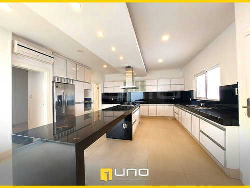 Imagen 6 de 12 de Casa En Alquiler Zona Oeste Barrio Las Palmas