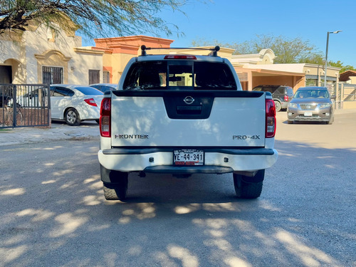 Nissan Frontier 4.0 Pro-4x V6 4x2 At