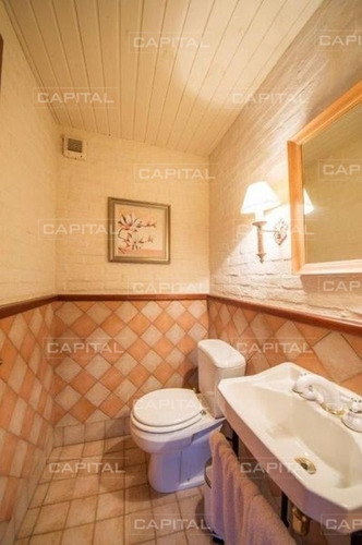 Propiedad En Venta En La Barra A Una Cuadra Y Media Del Mar -ref:29802