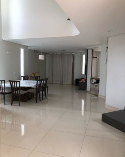 Imagem 2 de 4 de Sobrado Com Piscina - Condomínio Residencial Mont Blacn - Ca00635 - 69334846