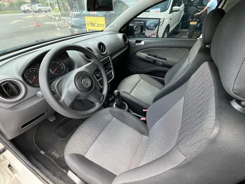 Volkswagen Gol Power 1.6cc MT AA 4X2