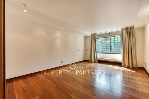 Exclusivo Penthouse En Los Dominicos Antiguos.