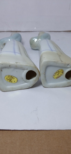 Figuras Antiguas De Porcelana Dama Con Anfora (Usado)