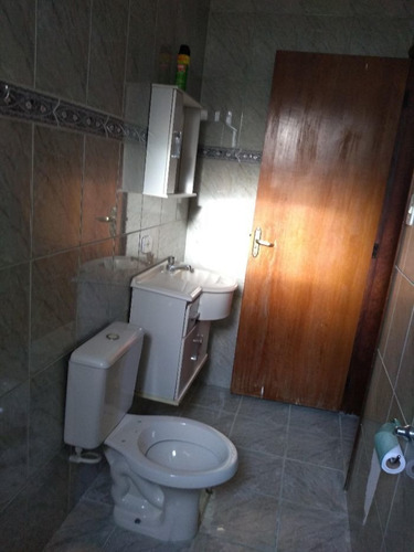 Casa À Venda Na Rua Dos Pessegueiros, Taboão, Diadema - Sp - Liv-11549
