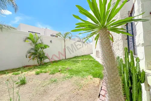 Casa En Venta Con Terreno Excedente En Un Residencial Muy Tranquilo Y Seguro En La Zona Norte De ...