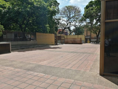 Imagen 12 de 12 de Elisa Erebrie Alquila Oficina La Campiña 0412.019.92.69 Código: 20-19553