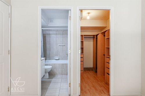 Departamento En Venta De 1 Dorm. En Las Condes