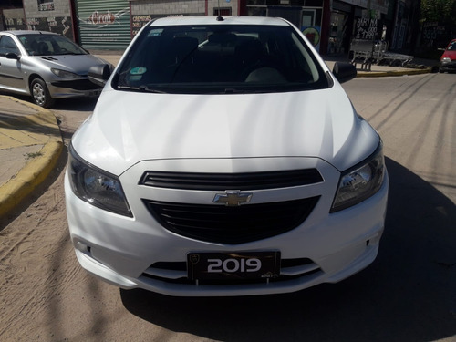 Imagen 2 de 10 de Chevrolet Prisma Ls Joy + Mt Nafta Gnc Año 2019