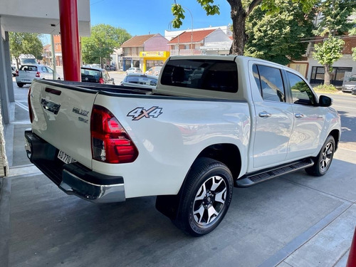 Toyota Hilux 2.8 Cd Srx 177cv 4x4 At