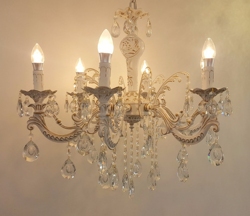 Lustre Candelabro 6 Braços C/ Cristais P/ Sala Jantar Quarto Estrutura Branco