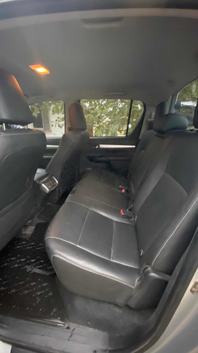 Toyota Hilux 2.8 Cd Srx 177cv 4x4 At 2016
