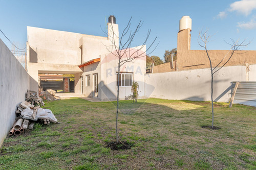Imagen 10 de 22 de Casa En Venta De 2 Dormitorios En Gorina