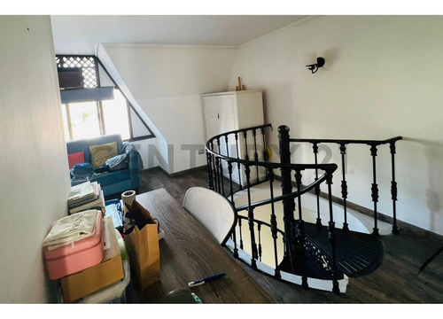 Venta Depto. Duplex 2d/2b Condominio En Alcántara