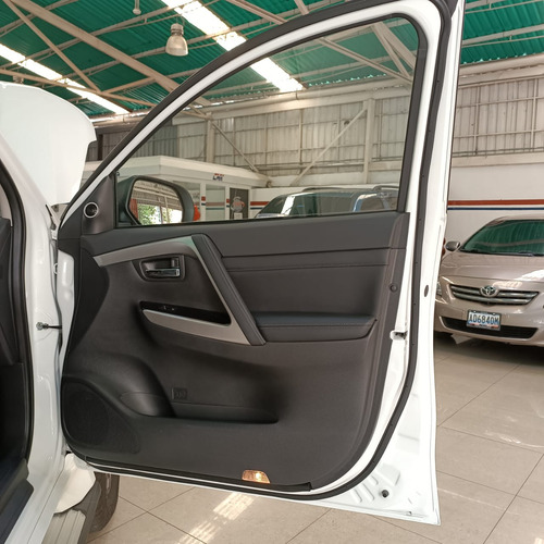 Mitsubishi Montero Sport 2023