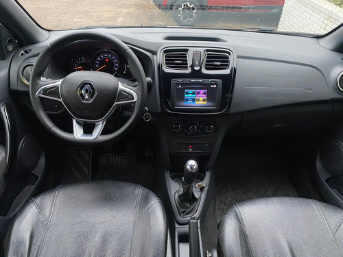 Renault Sandero Stepway 1.6 Zen
