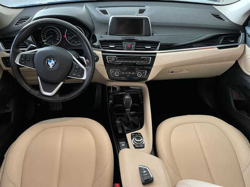 Imagem 12 de 15 de Bmw X1 Sdrive 20i X-line 2.0 Active Flex 2016