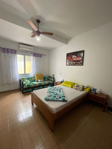 Linda Casa Estilo Chácara Na Beira Do Mar No Centro De Itanhaém Esquina Avenida Principal Da Cidade Comercial E Residencial