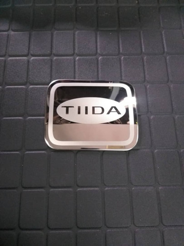 Covertor De Tapa De Gasolina Nissan Tiida 2005-2008