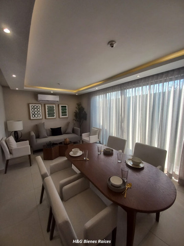 Casa De 3 Niveles Con Excelente Precio En Dominio Cumbres