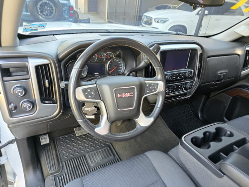 GMC Sierra 5.4 Cabina Regular Sle 4x4 At