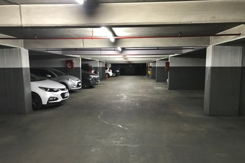 Imagen 6 de 6 de Cochera Estacionamiento Garage Fija Venta Microcentro Centro San Nicolas