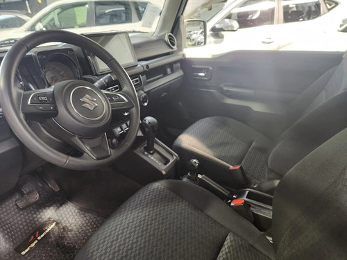 Suzuki Jimny 1.5 GLX 4X4 AT