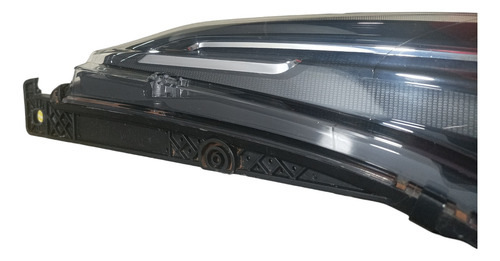 Farol Fiat Strada 2020 A 2022 Esquerdo