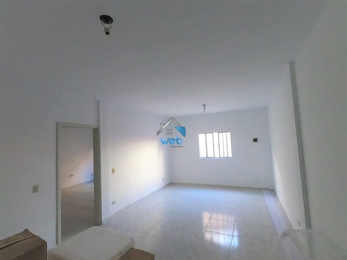 Imagem 16 de 30 de Uma Ótima Oportunidade Para Você, Que Está Procurando Por Imóveis No Cajuru, São Duas Casas De 75m² Cada, Em Um Terreno De 300m² No Conjunto Mercúrio, Com Fácil Acesso À Br-277. - Ca01674 - 70162767