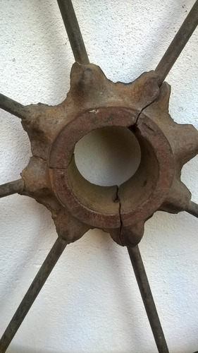 Antigua Rueda De Maquina Agricola 40 Cm Carretilla Zorra