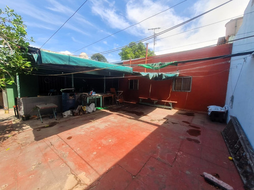 Lote 12,99 X 17,32, Con Vivienda Multifamiliar