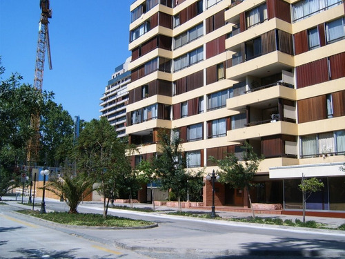 Depto De 3 Dorm. En Providencia A Pasos De Metro P Valdivia